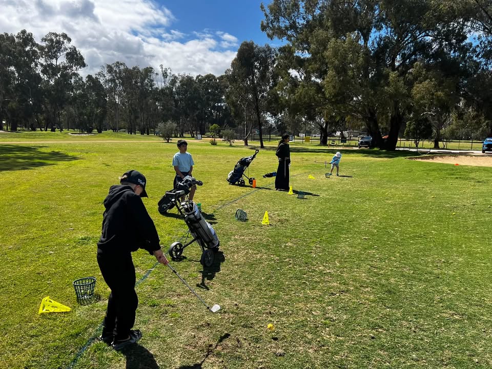 Featured image for “Junior Golf School Holiday Program Success at Mooroopna Golf Club (Pro Shop)”